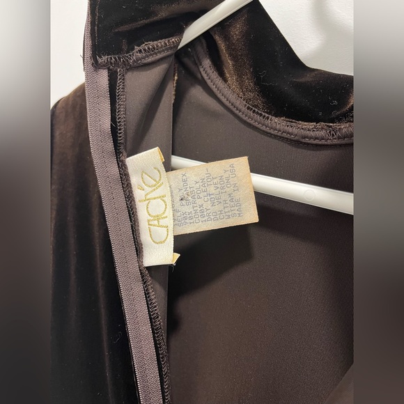 Cache Short Sleeve Elegant Evening Gown - Picture 5 of 5